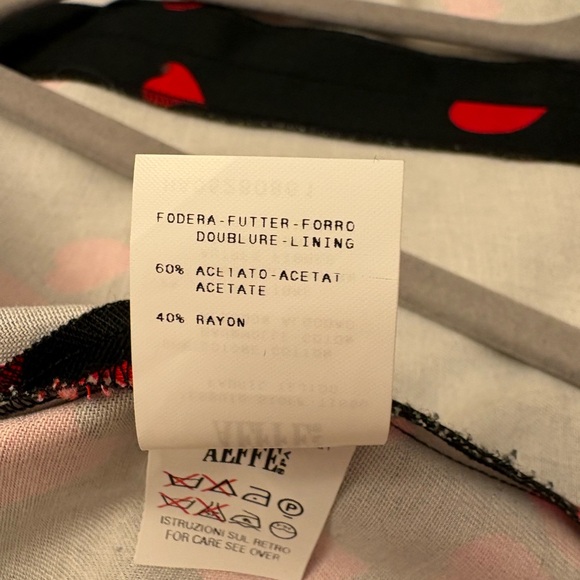 Vintage Moschino Cheap and Chic Black Jacket & Skirt with Red Heart Pattern - Picture 7 of 12